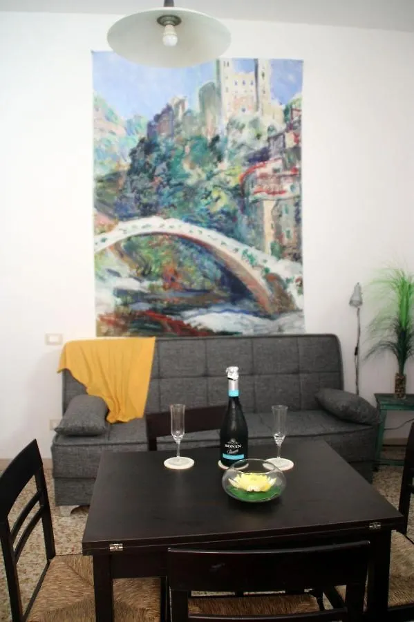 Casetta Monet - Nel Cuore Della Pedonale location